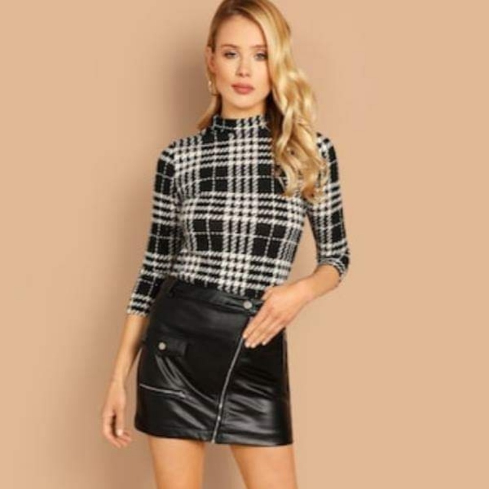 Black and white top